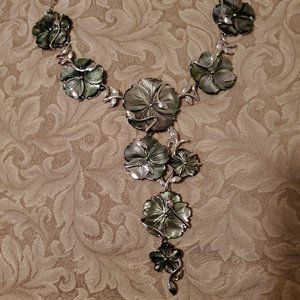Tahitian mother-of-pearl necklace, New